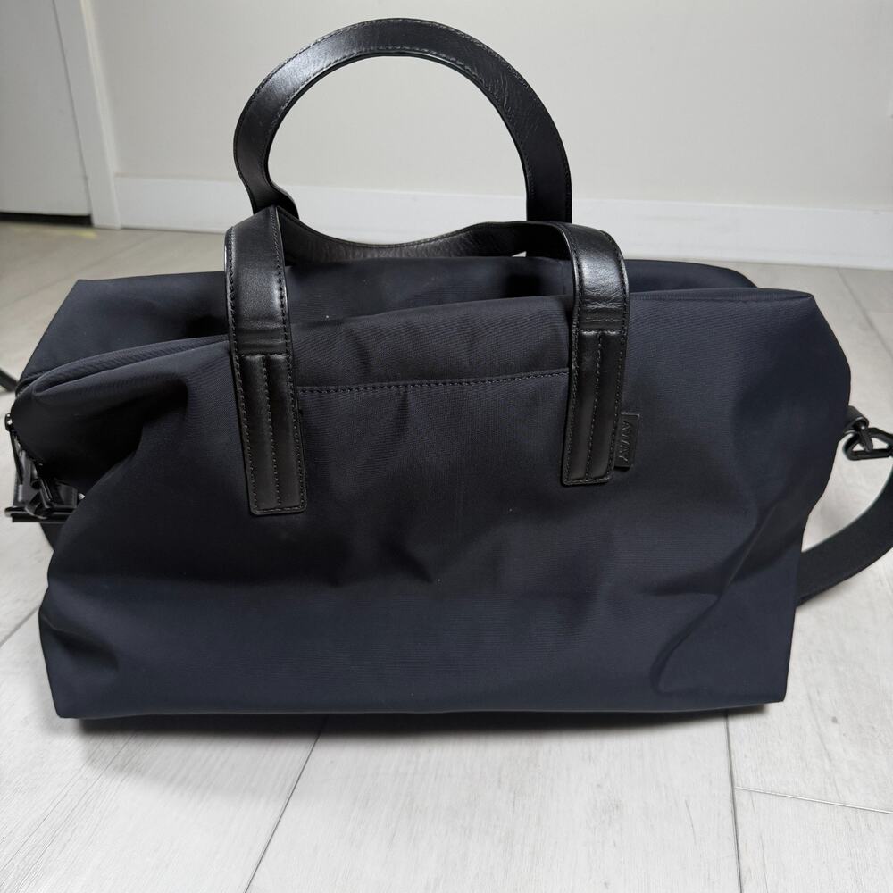 AWAY The Everywhere Bag Black Travel Overnight Weekender Carry On